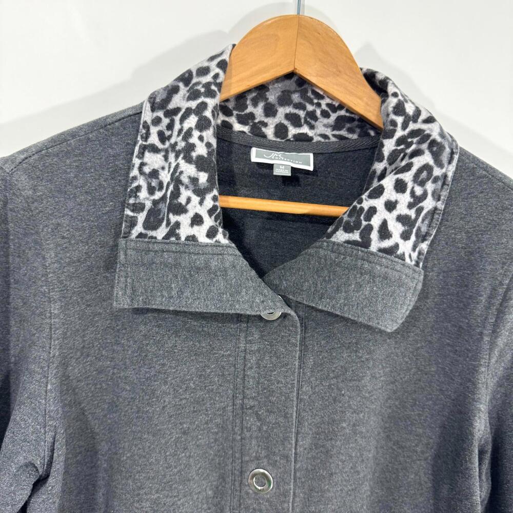 JM Collection Women’s Size Medium Gray Animal Print Trim Knit Jacket Casual - Picture 3 of 12